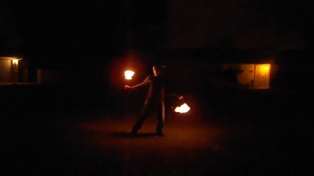 Lionel Herrera - Fire Poi смотреть онлайн