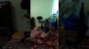 Ксюша выпила 10 СТАКАНОВ ВОДЫ!! Её стошнило...