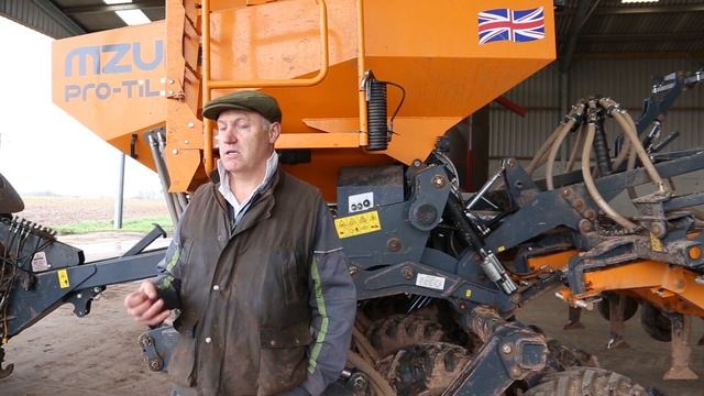 Moving away from the plough with Mzuri & Adam Lewis смотреть онлайн