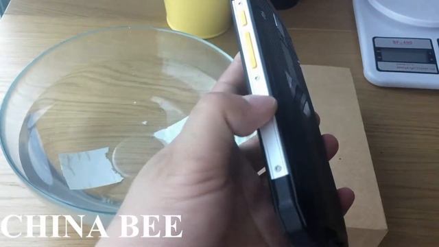 MANN ZUG 5S ZUG5S 5.0''HD OGS WVGA 1280x720P Android 4.4.2 IP67 1GB 8GB 8.0MP 4G FDD-LTE WCDMA смотреть онлайн