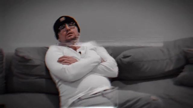 Anton Creeks - Neon Glow (Official Video) смотреть онлайн