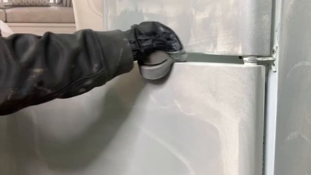 How to Paint Your Refrigerator and Appliances using ALL-IN-ONE Paint! смотреть онлайн