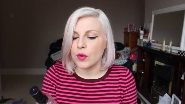Being Blonde / All About My Hair смотреть онлайн