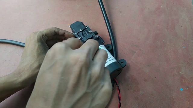 Dc 12 volt water spray pump tutorial смотреть онлайн