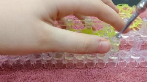 Плетем с Amira Cat. Как плести из резиночек 3D цыпленка?