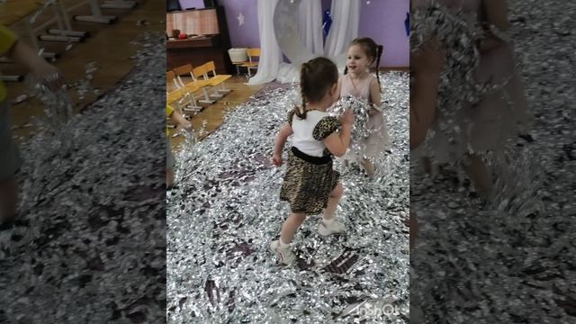 Бумажная дискотека смотреть онлайн