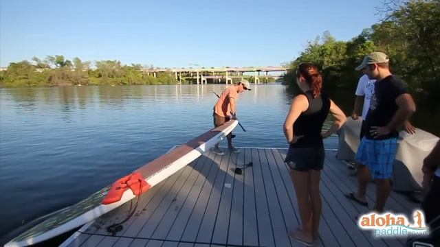 Aloha Paddleboard's SUP Lessons | MicBergsma смотреть онлайн