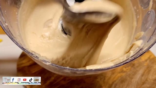 BEURRE DE CACAHUÈTE CRUE:Comment Je Réalise Ma Pâte D'arachide Crue Plus La Pâte À Tartiner Au Caca смотреть онлайн