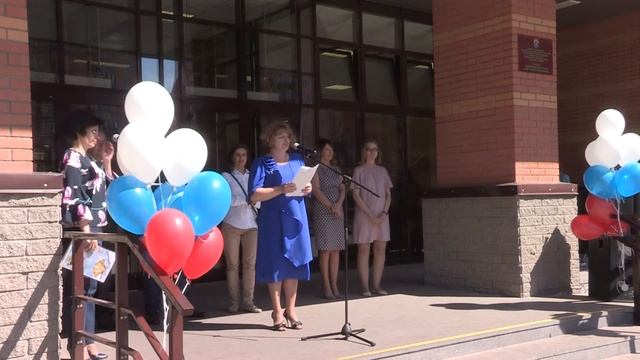 Последний звонок 9-ых классов | 2017/18 учебный год смотреть онлайн