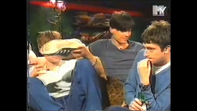 compilation of damon being silly (again) смотреть онлайн