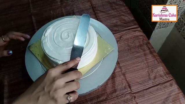 Perfect weight का 1/2 kg केक कैसे बनाये| Perfect 500 gm pineapple cake कैसे banaye смотреть онлайн