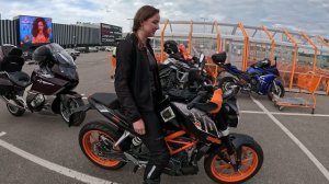 Алена KTM 390 DUKE