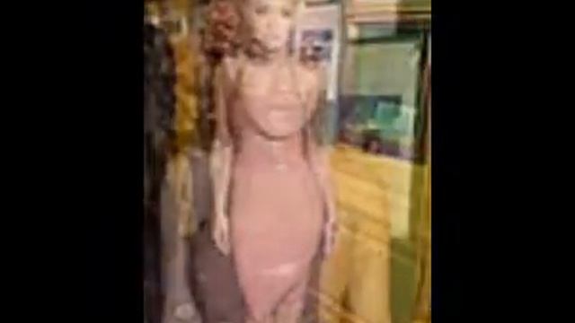 Kim Kardashian & Rita Ora Both Wear Pink Latex Dress to Party смотреть онлайн