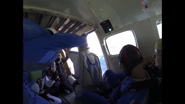 Joseph Sustarich's Tandem skydive! смотреть онлайн