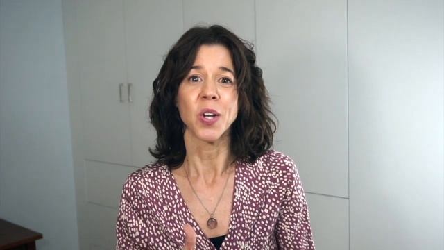 How To Dress An Hourglass Body Shape смотреть онлайн