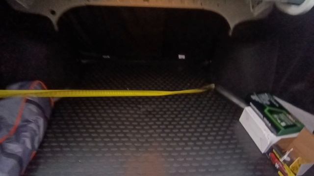 Сравниваю багажники Лада Гранта седан и Джетур Х70 плюс Чей больше?