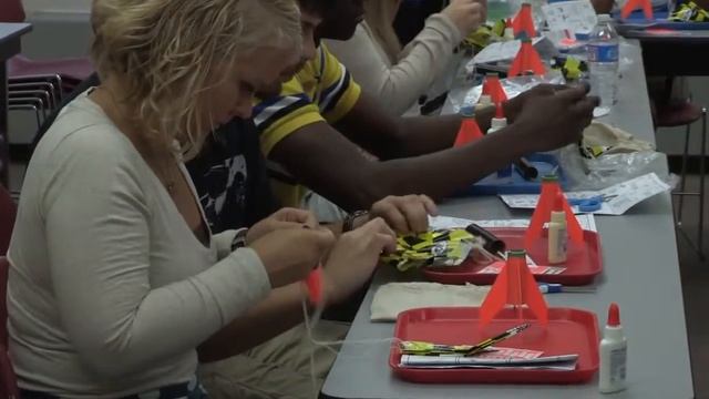 October 11, 2011 - Rocket Building and Launch Session Sponsored by STEM Club at CCC смотреть онлайн