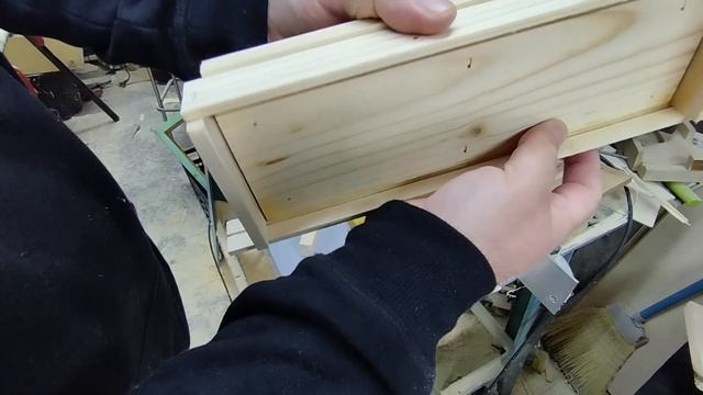 Альпийский улей. Полный цикл изготовления рамок, наващивание, 4 часть. смотреть онлайн