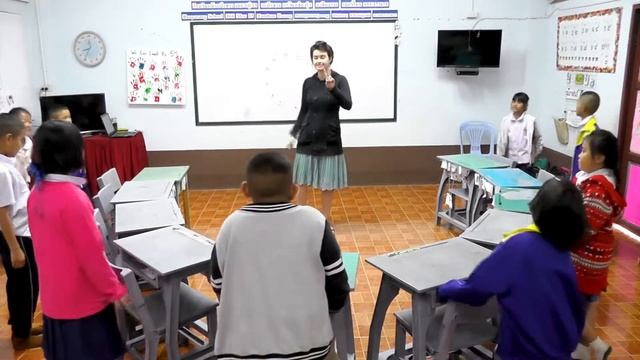 Year 2 Math, Lesson 136, Units of Time Part 2 смотреть онлайн