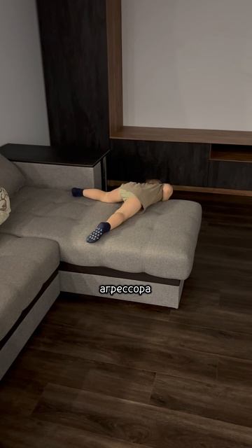 Кот накачал малыша