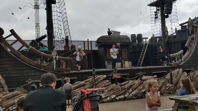 flamingo land | حديقة الالعاب في بريطانيا смотреть онлайн