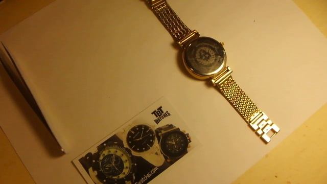How to change a battery on an Anne Klein woman's watch Part 1 смотреть онлайн