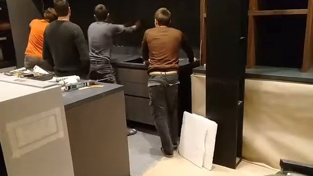 Родные братья Фриптуляк на работе смотреть онлайн