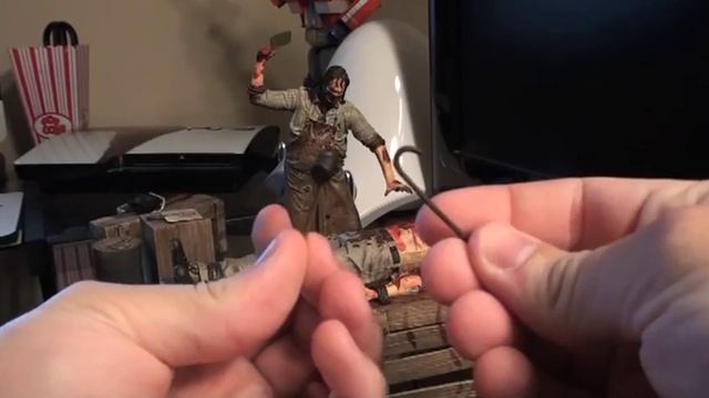Turmoil In The Toybox - NECA Texas Chainsaw Massacre: The Beginning Deluxe Set смотреть онлайн
