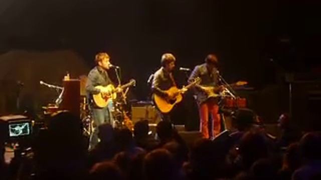 Noel Gallagher, Damon Albarn & Graham Coxon - Tender [live @ Teenage Cancer Trust,London 23-03-2013 смотреть онлайн