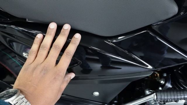 2024 Bajaj Pulsar 125 FI Black Detailed Review ~ Price Drop I On Road Price & All Colours I Mileage смотреть онлайн