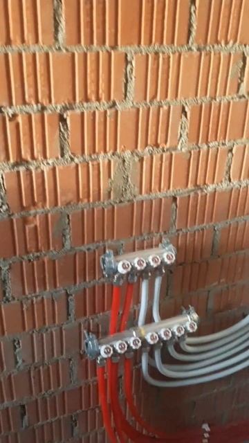 Комбинированная система отопления +7 900 074 14 59 #shots #стройка #тёплыйпол #пол #отопление смотреть онлайн