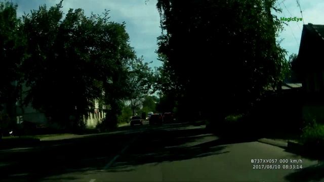 Проезд на красный, обгон через сплошную Орел смотреть онлайн