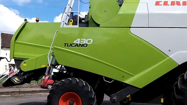 Claas Tucano 430 APS Combine Harvester смотреть онлайн
