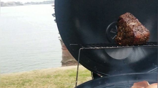 Hickory Smoked Tuna Steak смотреть онлайн