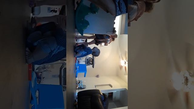 Sadie Marie doing "the git up"! смотреть онлайн