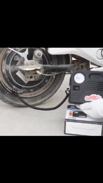 12V Portable Air Pump for Car and Motorcycle Mini Air Compressor смотреть онлайн
