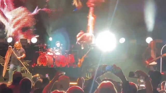 Damon Johnson with Lynyrd Skynyrd “Saturday Night Special” смотреть онлайн