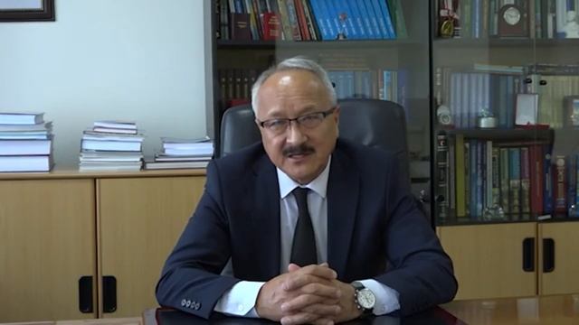 Ректор Бишкекского государственного университета имени К.Карасаева поздравляет БГУ со 100-летием смотреть онлайн