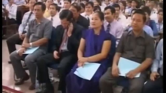 Chinese Dancing Performance at Asia Euro University смотреть онлайн