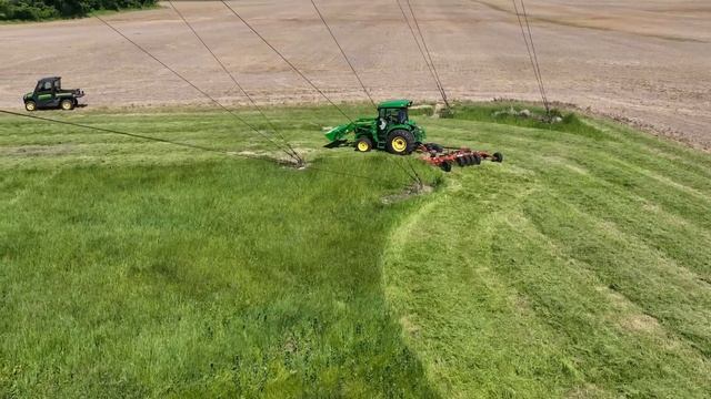 75 Horsepower Compact Tractor + 10' Flex Wing Mowing, John Deere Compact Tractor смотреть онлайн