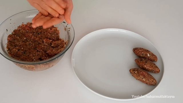 TAM KIVAMINDA ÇOK LEZZETLİ ANNE KÖFTESNİN PÜF NOKTASI💯KÖFTESİ ASLA SÖNMÜYOR 👌 смотреть онлайн