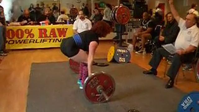 270 lbs Deadlift - 100% Raw Christmas Classic - Female 148 lb weight class смотреть онлайн