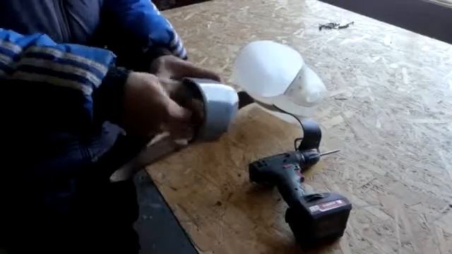 СДЕЛАЙ САМ. НЕ ВЫБРАСЫВАЙТЕ ПЛАСТИКОВЫЕ КАНИСТРЫ! смотреть онлайн