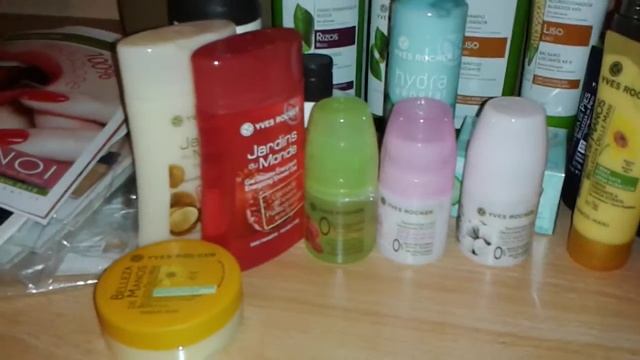 Spacchettamento Pacco Yves Rocher +qualifica CDB смотреть онлайн