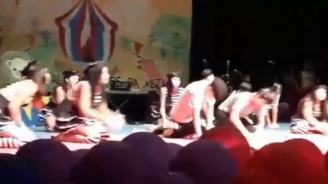 Dança mímica - 9 ano b смотреть онлайн