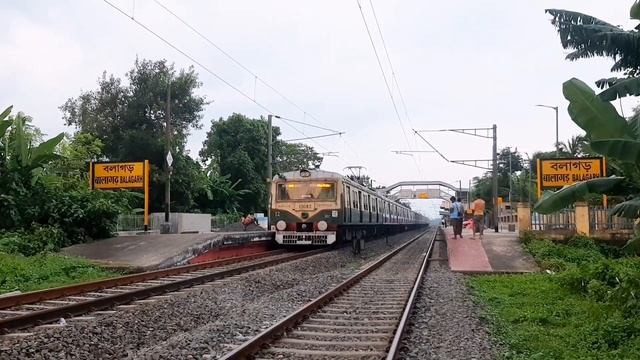 [11 In 1] All Types Of Fully Upgraded Modern Colourful Emu Train Of Eastern Railway | Indian Railwa