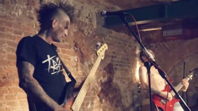 ГВАLТ - Ссать/Безработная мразь смотреть онлайн