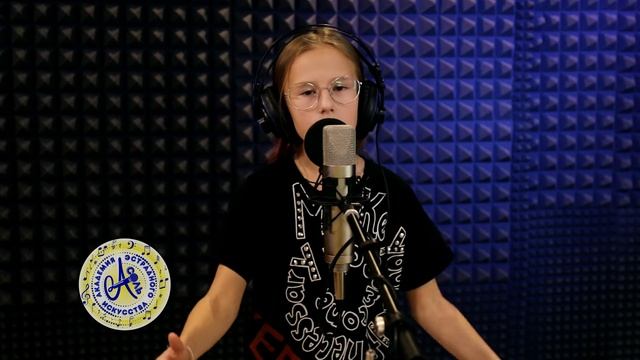 Ксения Вахромова - Titanium смотреть онлайн