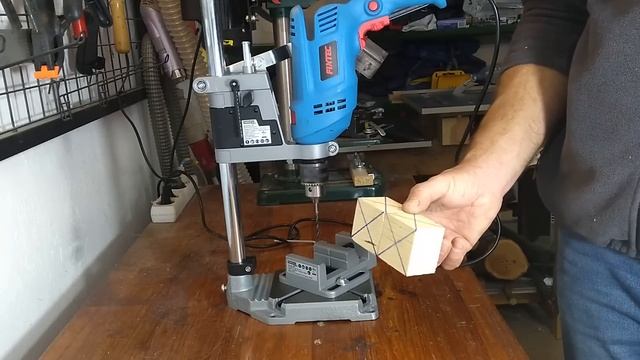 Stojak do wiertarki POWERFIX vs Wiertarka Stołowa PARKSIDE PTMB 500 D4 - TEST смотреть онлайн