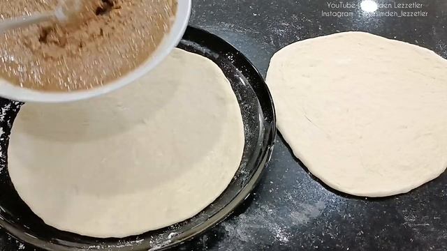 ŞİMDİYE KADAR YAPTIĞIM EN KOLAY‼️ KAT KAT TEL TEL 👌 HAŞHAŞLI RULO ÇÖREK TARİFİ ✔️ смотреть онлайн